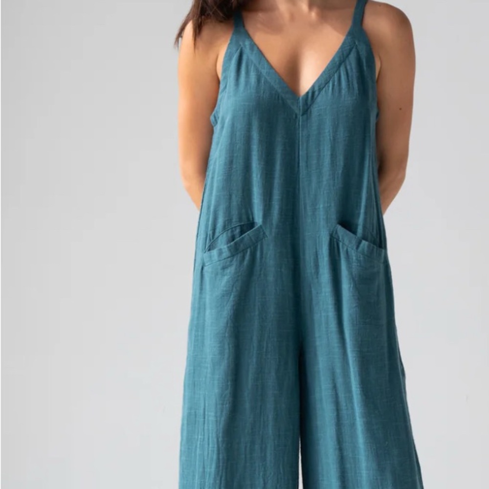 NATURAL LIFE Teal V-Neck Wide-Leg Jumpsuit
